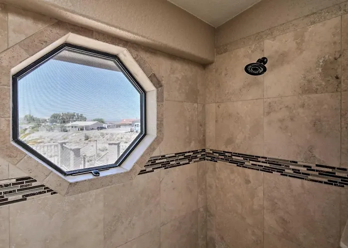 Heated Pool, & Mtn Views: Havasu Home! *