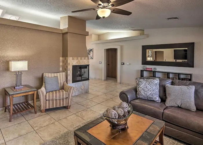 Heated Pool, & Mtn Views: Havasu Home! * Lake Havasu City