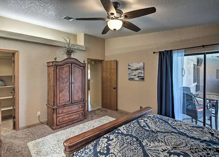 Heated Pool, & Mtn Views: Havasu Home! * Lake Havasu City